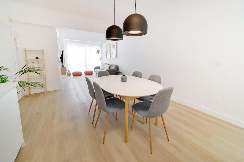 Esplendido Apartamento En El Centro Málaga Exteriör bild