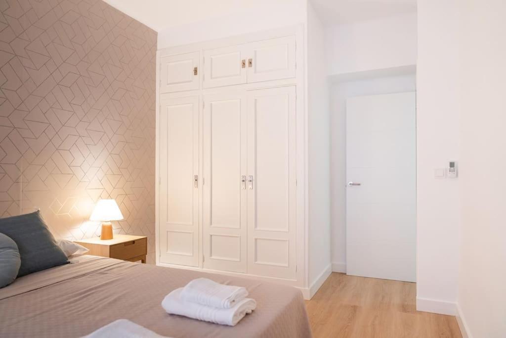Esplendido Apartamento En El Centro Málaga Exteriör bild