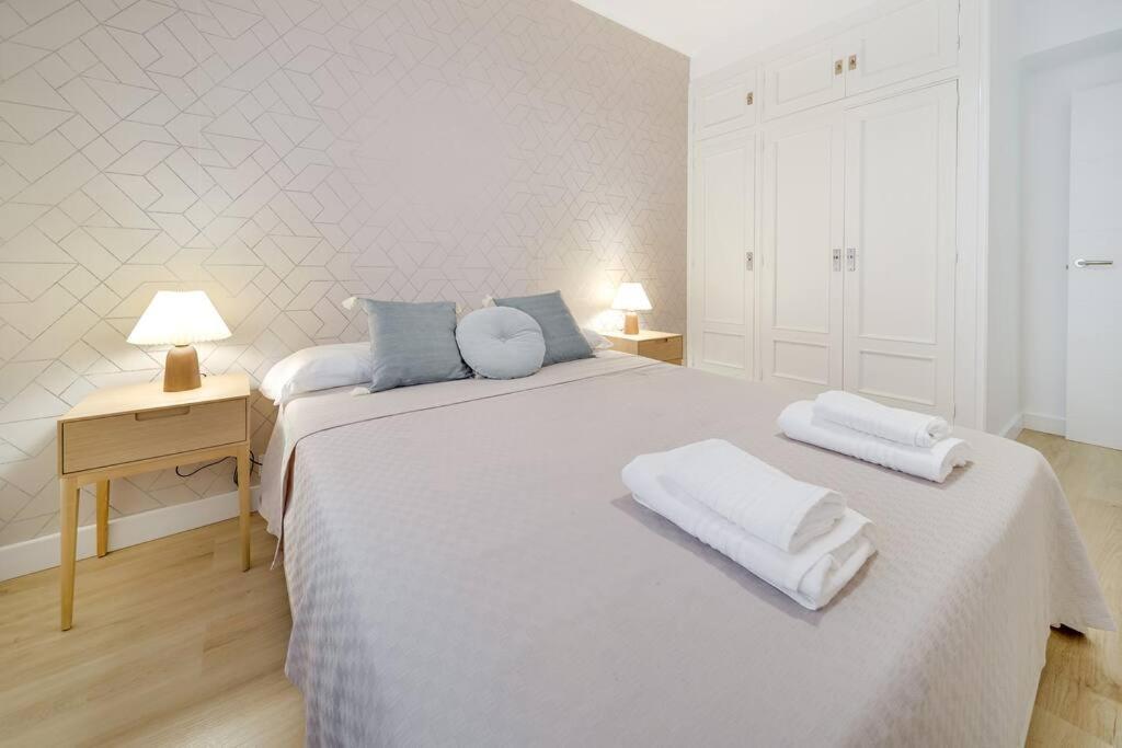 Esplendido Apartamento En El Centro Málaga Exteriör bild