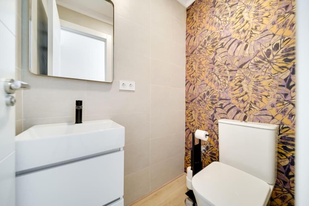 Esplendido Apartamento En El Centro Málaga Exteriör bild